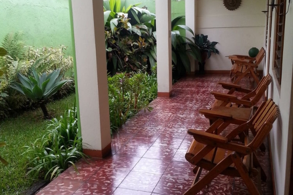Hotel La Guaria Inn & Suites